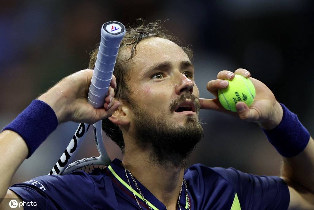 着广泛的体 着广泛的体